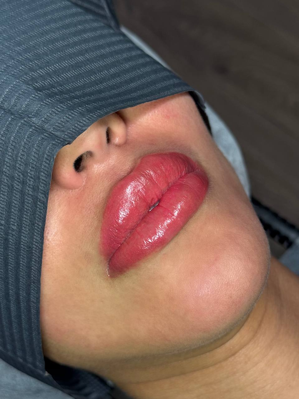 Lèvres cicatrisées après une micropigmentation au studio Majida Glam